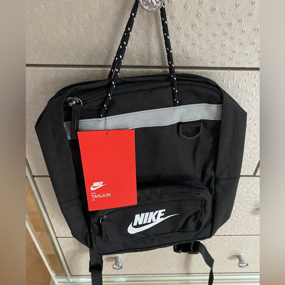 Nike Tanjuns back pack, BNWT